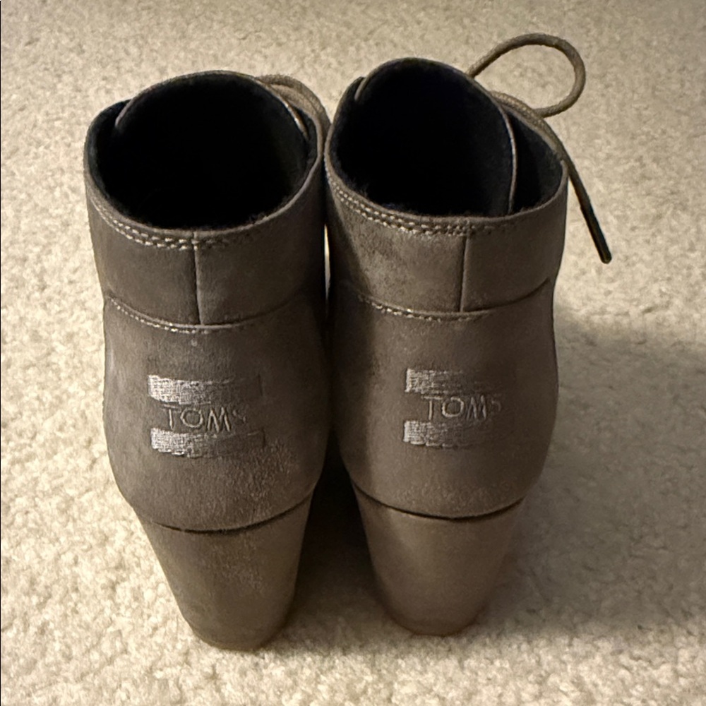 TOMS Women's Ankle Booties